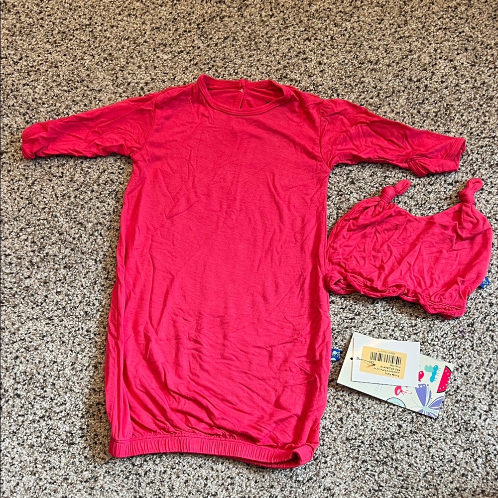 Kickee pants layette gown with ruffle hat - NWT